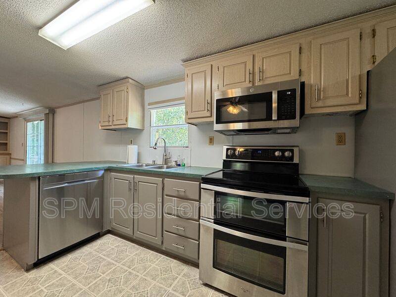 House for rent at 792 Wildwood Circle, Hampstead, NC 28443