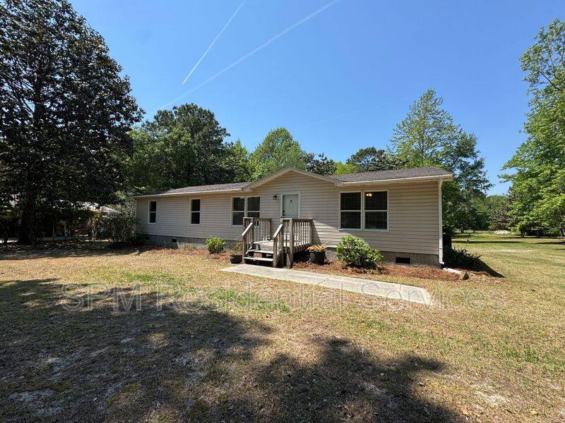 House for rent at 792 Wildwood Circle, Hampstead, NC 28443