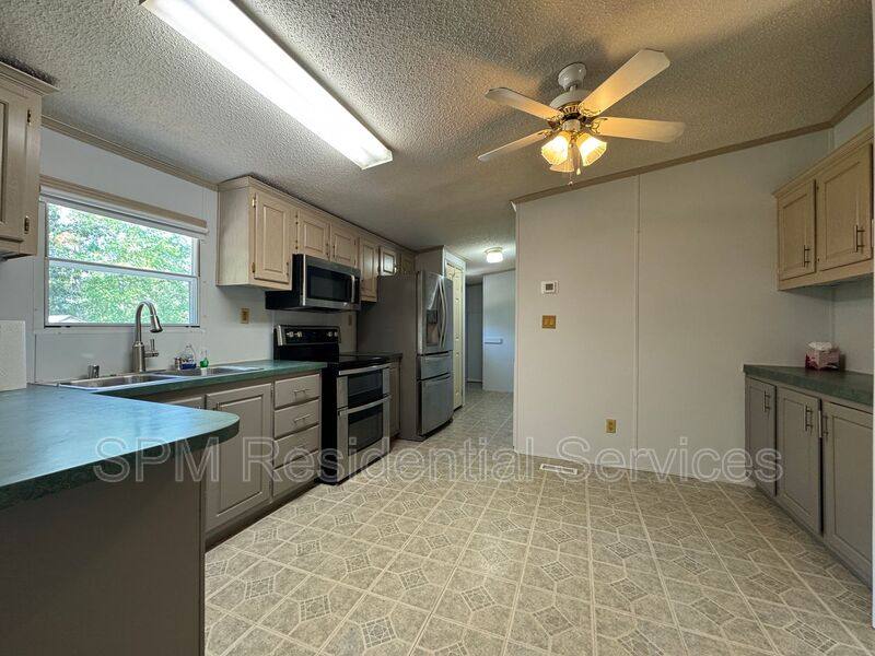 House for rent at 792 Wildwood Circle, Hampstead, NC 28443