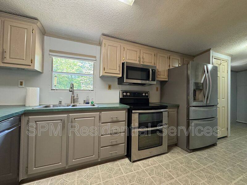 House for rent at 792 Wildwood Circle, Hampstead, NC 28443