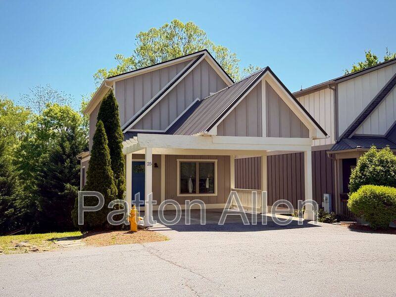House for rent at 25 Gratitude Dr, Asheville, NC 28806