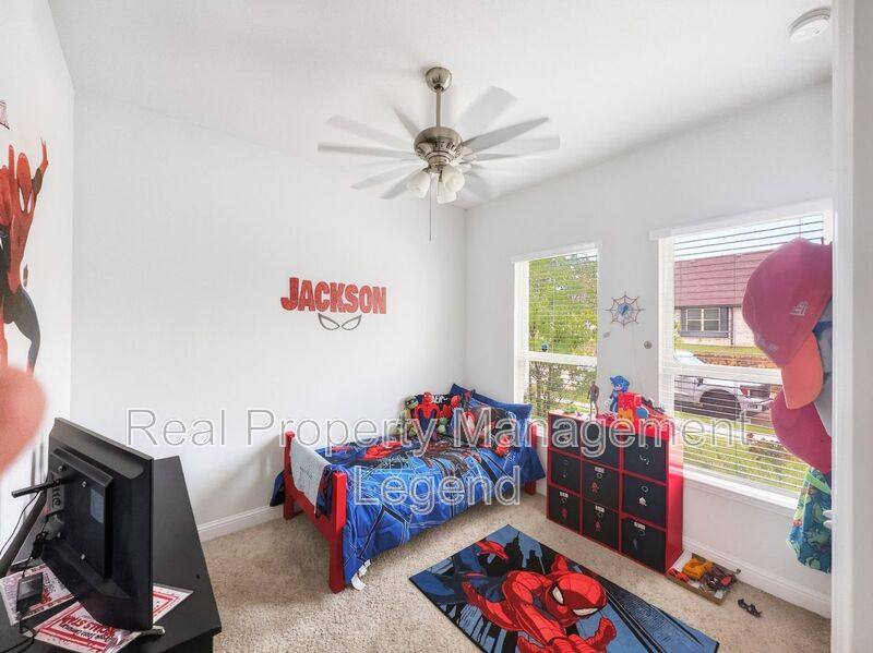 House for rent at 417 Cooper St, Argyle, TX 76226