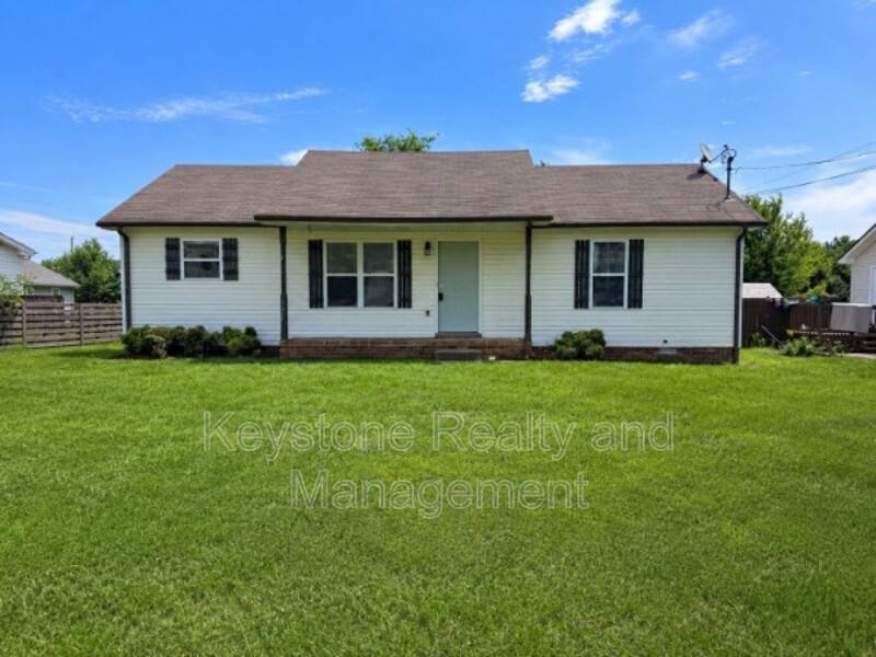 House for rent at 1920 Timberline Circle, Oak Grove, KY 42262