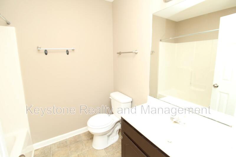 House for rent at 1920 Timberline Circle, Oak Grove, KY 42262