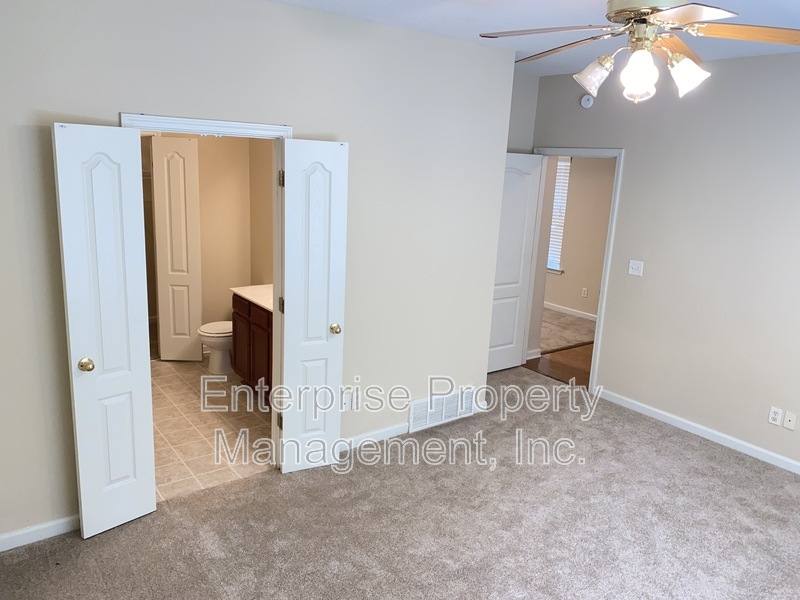 House for rent at 10178 Sterling Ridge Dr, Cordova, TN 38018