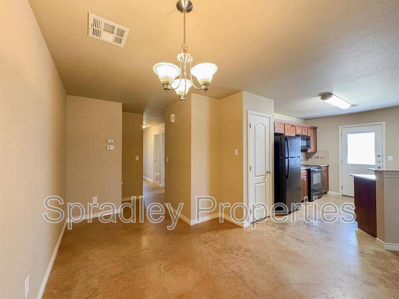 Townhouse for rent at 4840B Deep Dr, Temple, TX 76502