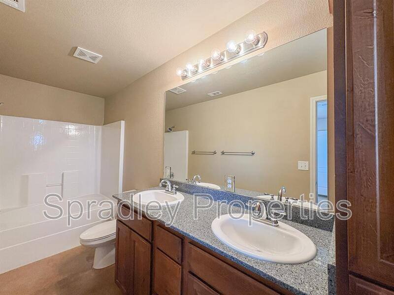 Townhouse for rent at 4840B Deep Dr, Temple, TX 76502