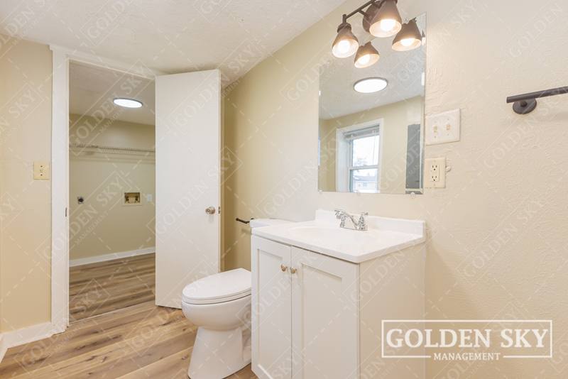 House for rent at 1704 W 15th St, Muncie, IN 47302