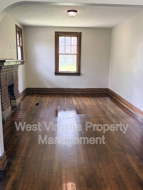 House for rent at 102 Temple St, Beckley, WV 25801