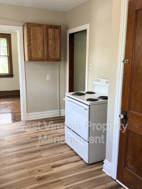 House for rent at 102 Temple St, Beckley, WV 25801