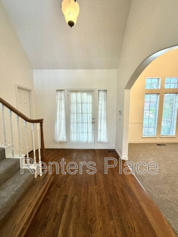 House for rent at 8523 S 70th E Ave, Tulsa, OK 74133