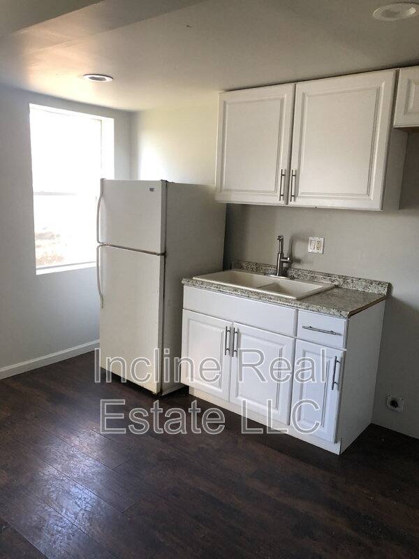 Apartment for rent at 526 Ohio Ave #3, Glassport, PA 15045