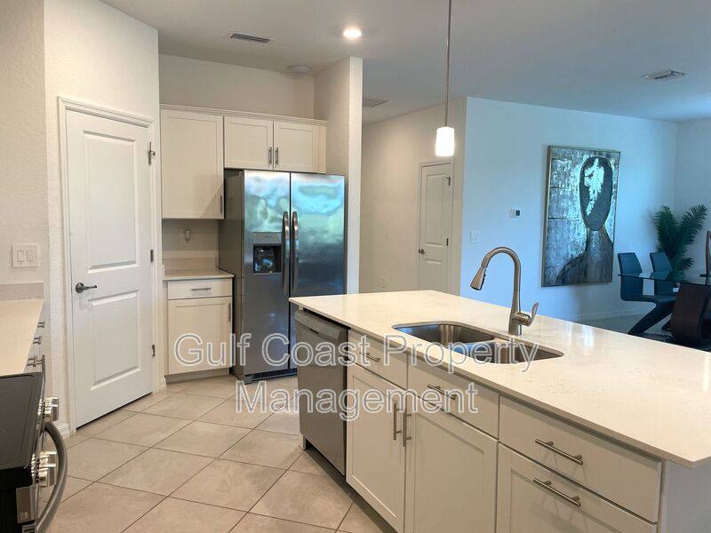 House for rent at 11141 Pinot Dr, Venice, FL 34293