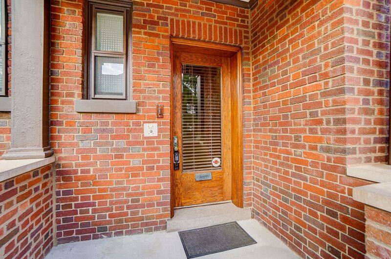 Apartment for rent at 2881 Observatory Ave #2, Cincinnati, OH 45208