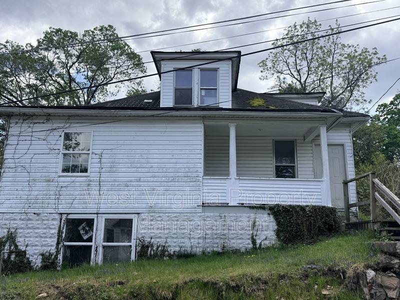 House for rent at 112 Mason St, Beckley, WV 25801