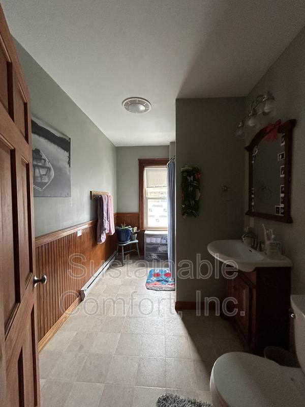 Apartment for rent at 49 Beaver St #2, Worcester, MA 01603