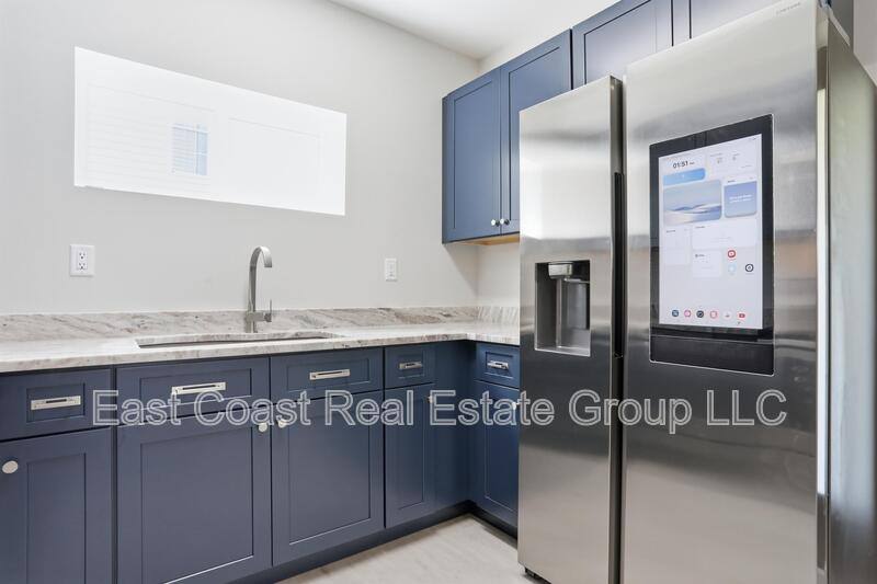 Apartment for rent at 530 N Third St #B, Martinsburg, WV 25404