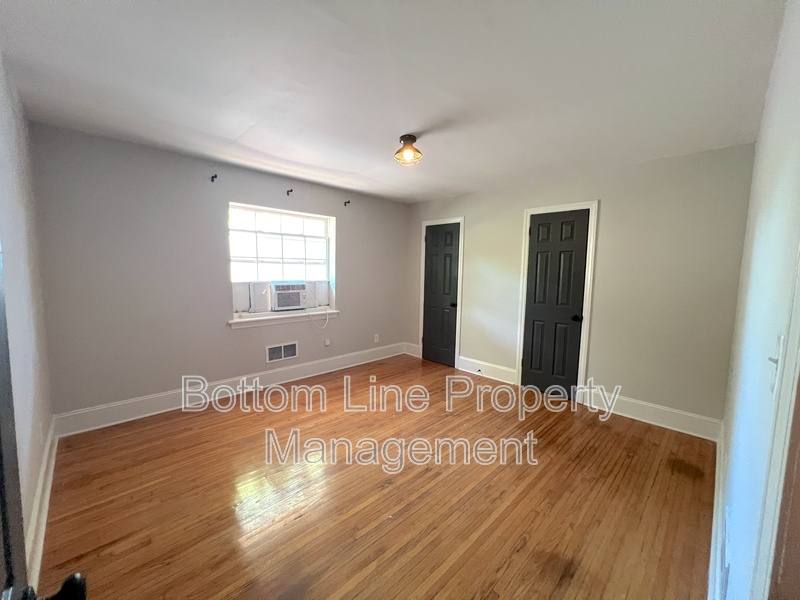 Apartment for rent at 1943 Wilmore Dr, Charlotte, NC 28203