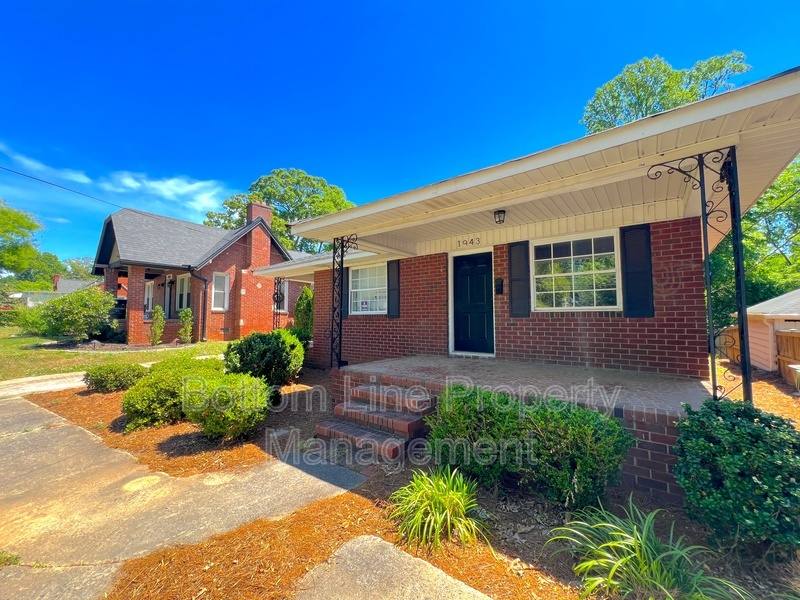 Apartment for rent at 1943 Wilmore Dr, Charlotte, NC 28203
