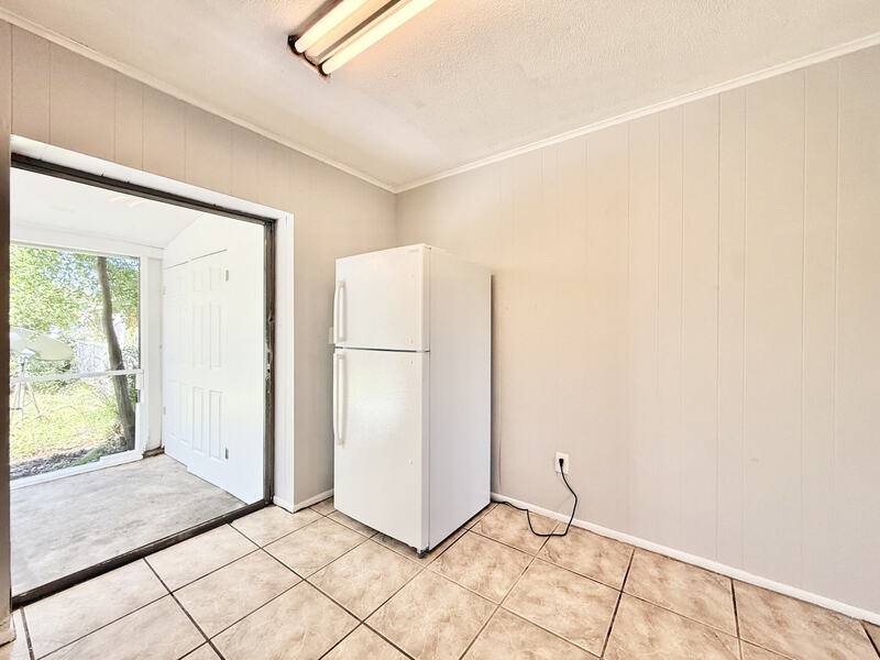 Apartment for rent at 605 64th Ave W, Bradenton, FL 34207