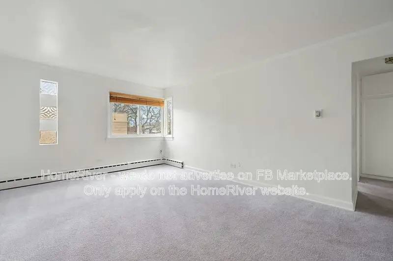 Apartment for rent at 2038 E 72nd Place #3, Chicago, IL 60649