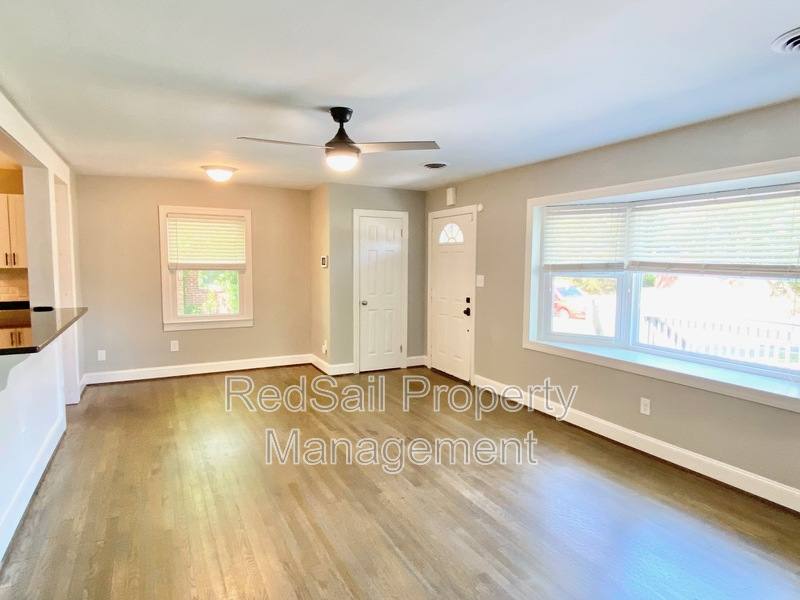 House for rent at 10 Westlawn Dr, Hampton, VA 23664