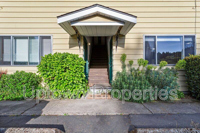 Apartment for rent at 1508 SW Dewitt St #7, Portland, OR 97239