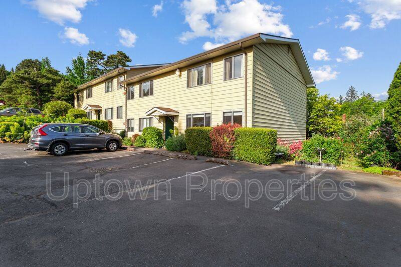 Apartment for rent at 1508 SW Dewitt St #7, Portland, OR 97239