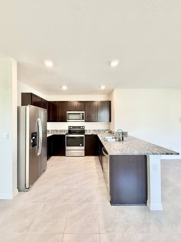 House for rent at 5699 Chorleywood Lane, Wesley Chapel, FL 33545