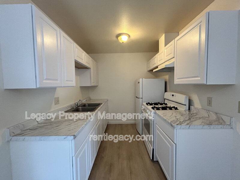 Apartment for rent at 4552 Ashcroft Ave #36D, Sacramento, CA 95841