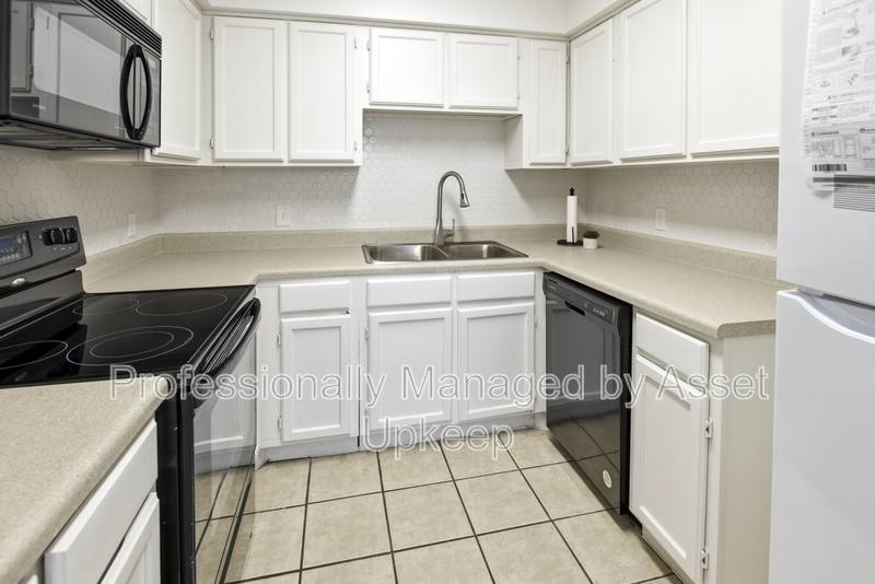 House for rent at 3324 Green Ridge St, Fort Worth, TX 76133
