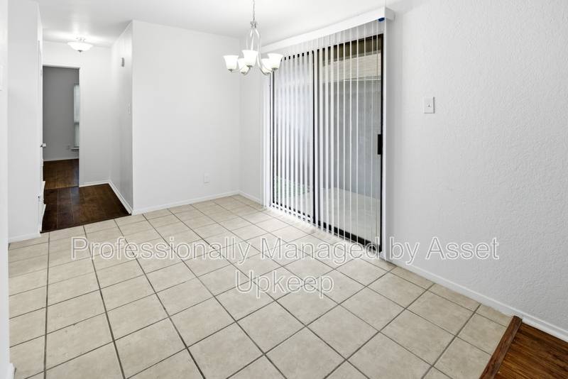 House for rent at 3324 Green Ridge St, Fort Worth, TX 76133