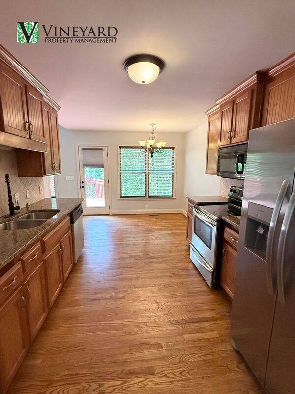 House for rent at 102 Oak Ridge Trail SE, White, GA 30184