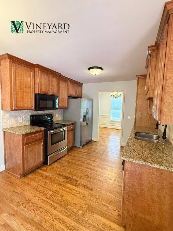 House for rent at 102 Oak Ridge Trail SE, White, GA 30184