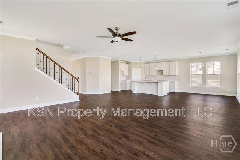House for rent at 196 Brickhill Circle, Port Wentworth, GA 31407