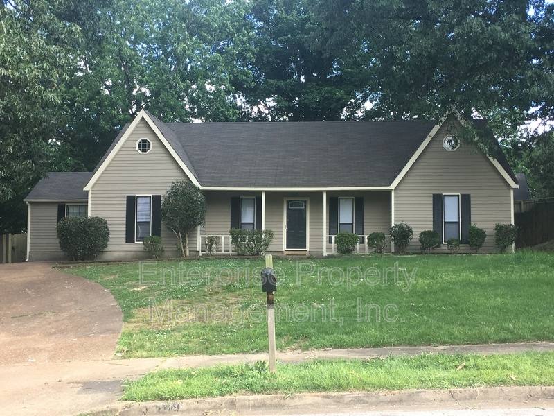 House for rent at 7019 Shadow Oaks Dr, Memphis, TN 38125