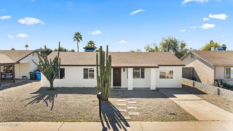 House for rent at 3763 E Evans Dr, Phoenix, AZ 85032