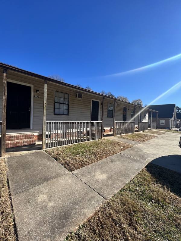 Apartment for rent at 115 Cedar Dr #A, Salisbury, NC 28146