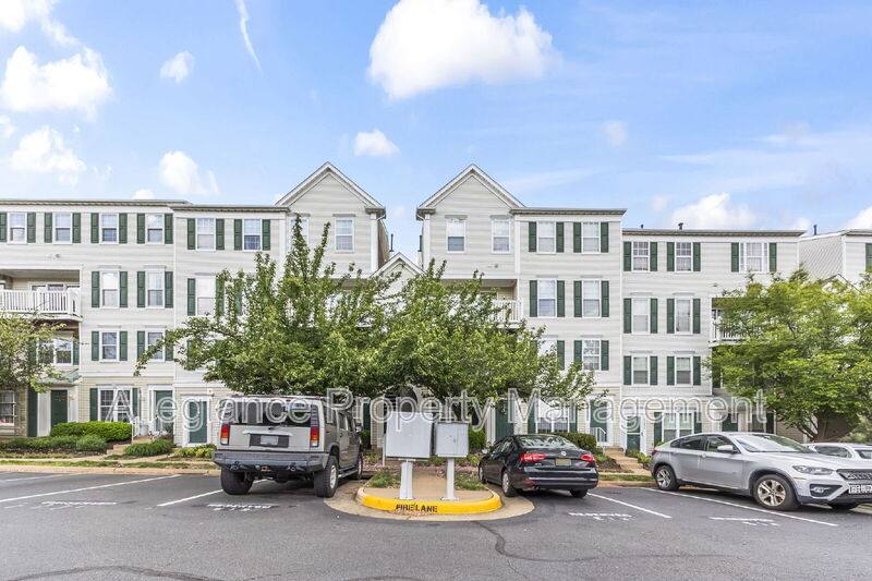 Condo for rent at 45490 Whistling Terrace #301, Sterling, VA 20166