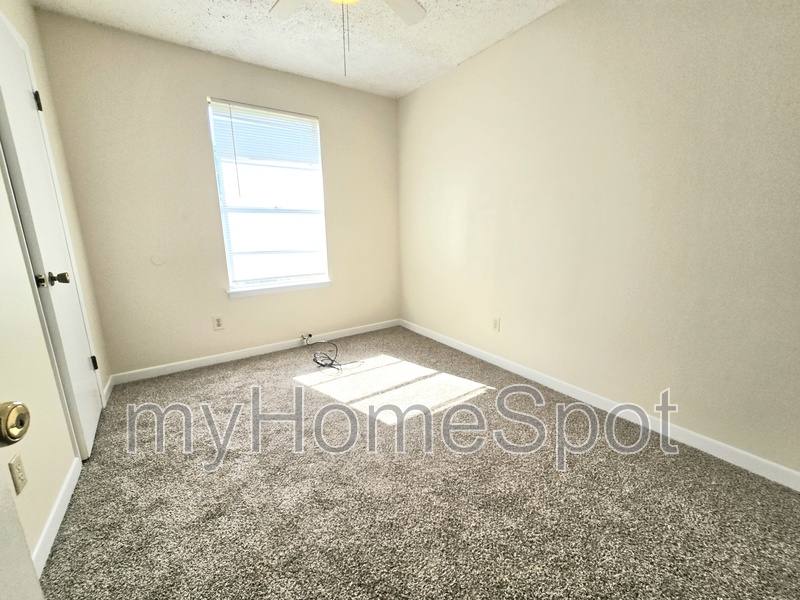 House for rent at 3230 Palmdale Ave, Pensacola, FL 32526