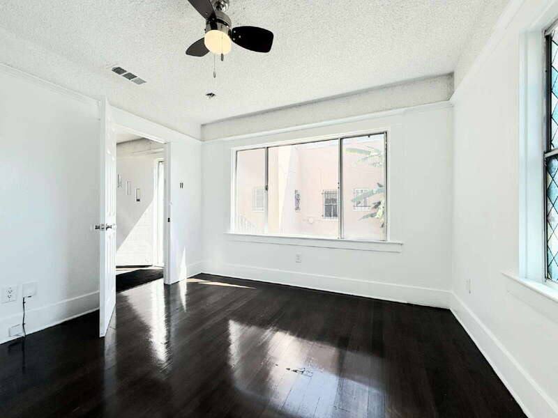 Apartment for rent at 1661 W 36th Place, Los Angeles, CA 90018