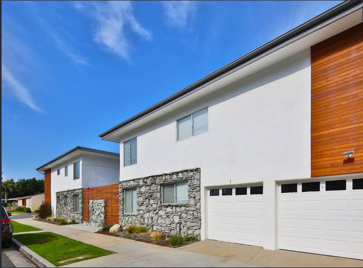Apartment for rent at 1801-1805 Wardlow Rd, Long Beach, CA 90807