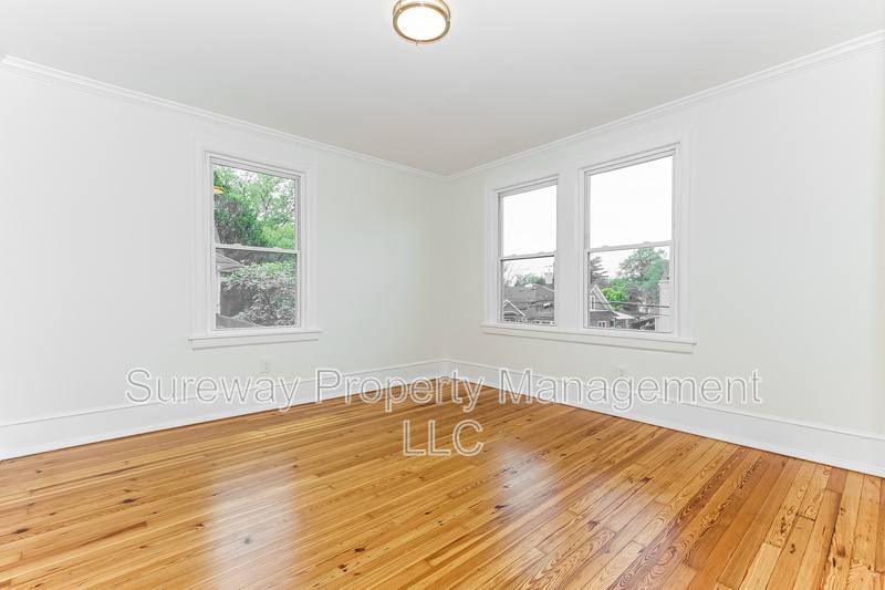 Apartment for rent at 114 Walnut St, Audubon, NJ 08106