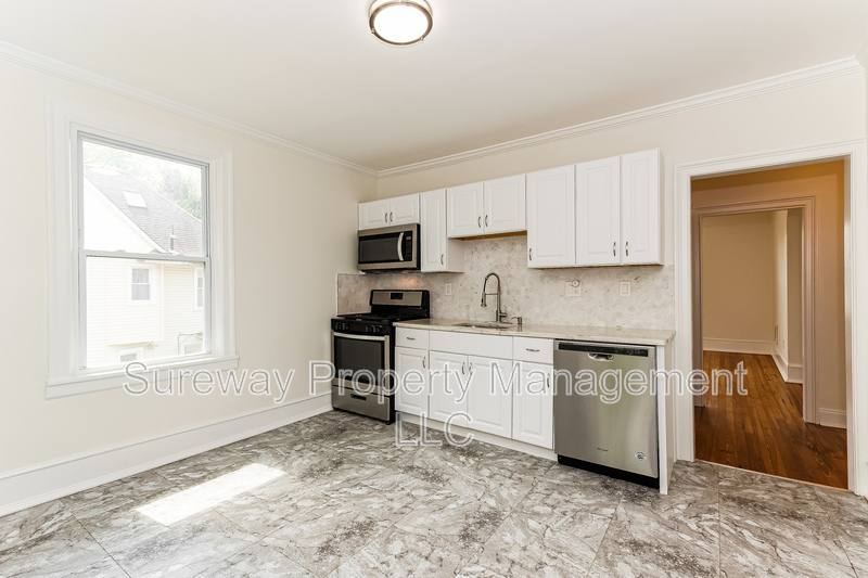 Apartment for rent at 114 Walnut St, Audubon, NJ 08106