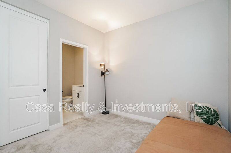 Townhouse for rent at 2117 Copper Walk, Gardena, CA 90249