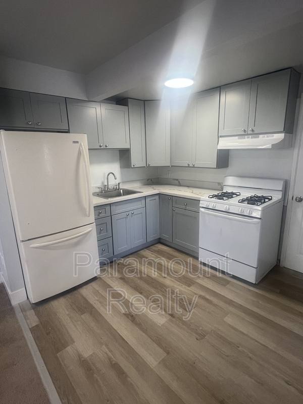 Apartment for rent at 177 22nd St, Richmond, CA 94801