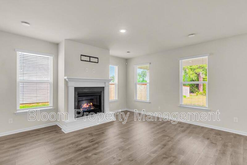 House for rent at 216 Wappoo Trace Lane, Summerville, SC 29486