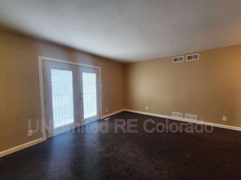 Townhouse for rent at 6650 E Arizona Ave #136, Denver, CO 80224