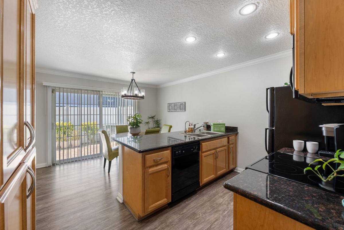 Apartment for rent at 2704 W Ball Rd, Anaheim, CA 92804