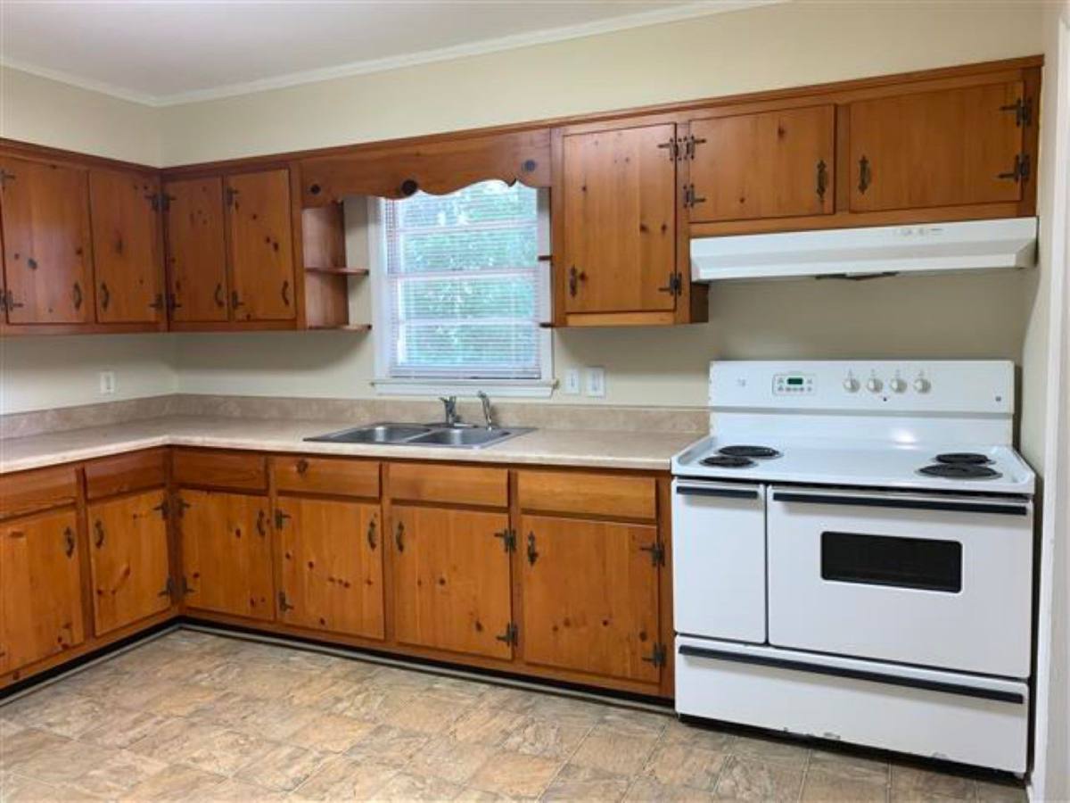 House for rent at 6 Ozmore St, Newnan, GA 30263